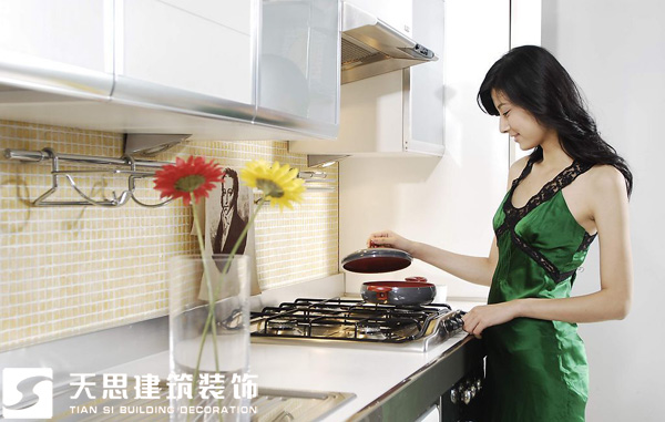 <a href=http://m.172138.cn/anli/ target=_blank class=infotextkey>合肥工裝</a>公司